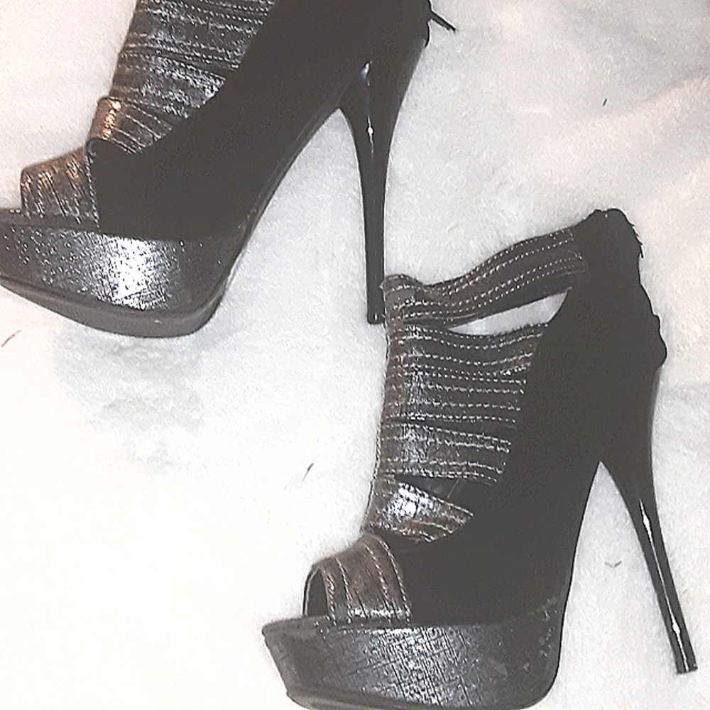 Beautiful Cupid high heels